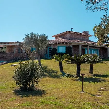 Villa Agapanthus -belocations Puntaldia